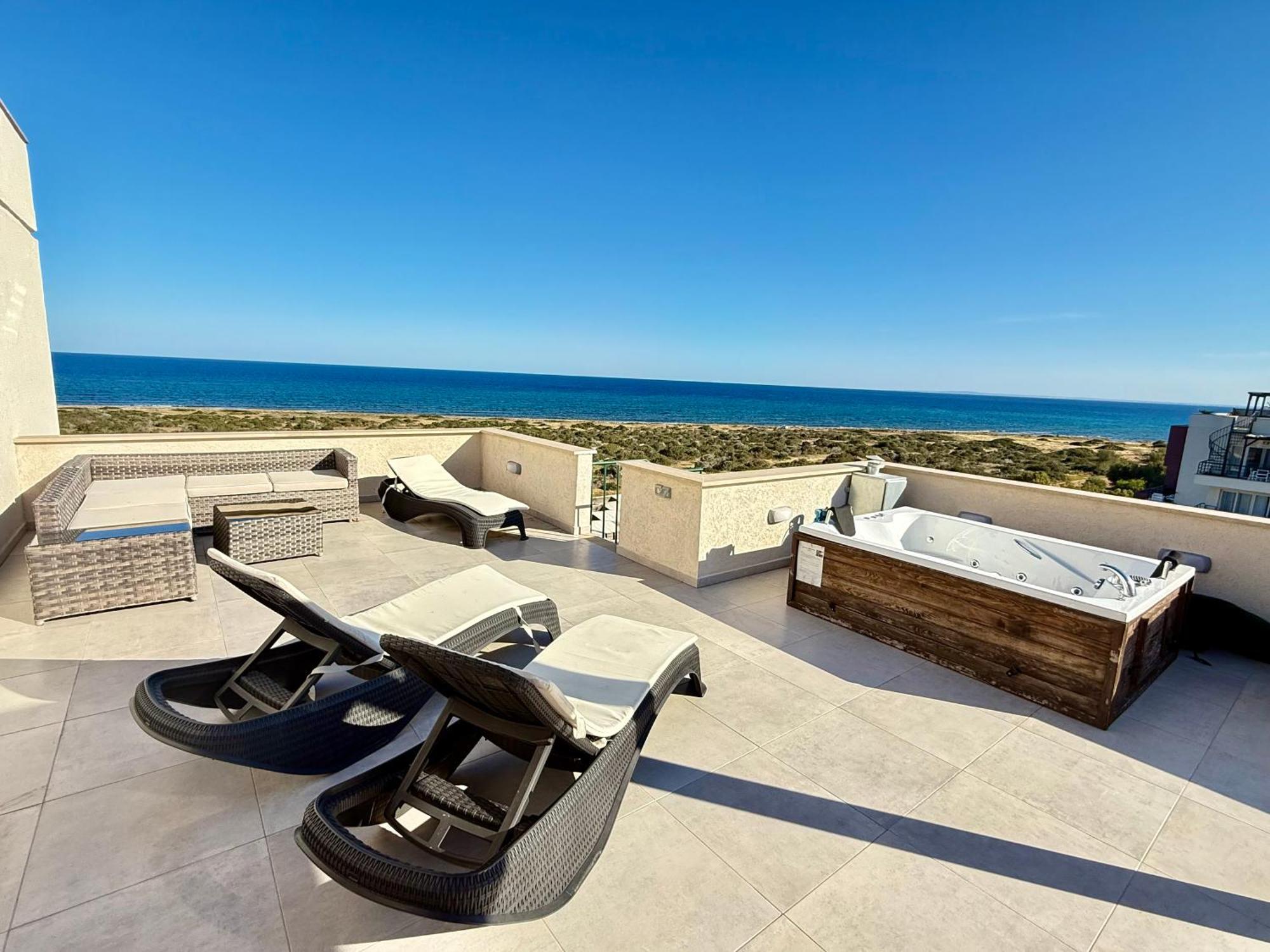 Relaxing Penthouse Suites By The Sea Vokolidha Eksteriør bilde
